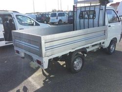 Bianco Usata 2008 Piaggio Porter Tre volumi | 6999 € (Buon prezzo)