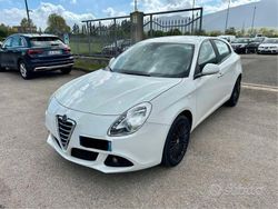 Bianco Usata 2010 Alfa Romeo Giulietta Progression Due volumi | 3999 € (Buon prezzo)
