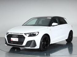 Bianco ghiaccio metallizzato Usata 2024 Audi A1 S-Line | 29.900 €