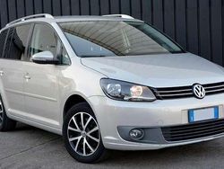 Argento Usata 2012 VW Touran Highline Monovolume | 4900 € (Buon prezzo)