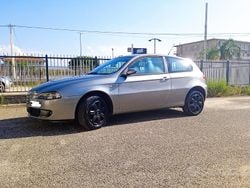 Usata 2005 Alfa Romeo 147 Due volumi | 800 € (Ottimo prezzo)