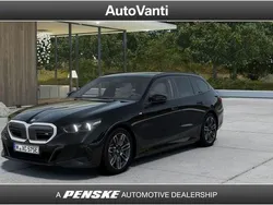 Nero Nuova 2024 BMW i5 Shadowline Tre volumi | 86.430 € (Buon prezzo)
