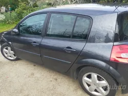 Usata 2007 Renault Mégane II Tre volumi | 2000 € (Buon prezzo)