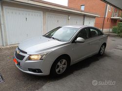 Grigio Usata 2009 Chevrolet Cruze LS Tre volumi | 2999 € (Buon prezzo)