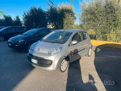 Grigio Usata 2006 Citroën C1 Due volumi | 3900 € (Molto cara)