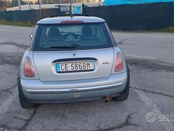 Grigio Usata 2003 Mini ONE Due volumi | 2850 € (Buon prezzo)