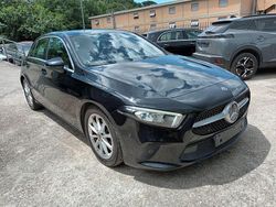 Nero Usata 2018 Mercedes A180 Progressive Tre volumi | 16.470 € (Ottimo prezzo)