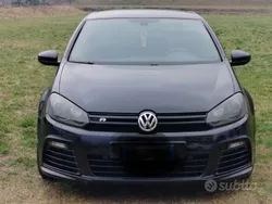 Nero Usata 2010 VW Golf VI R Due volumi | 13.500 € (Cara)