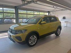 Giallo Nuova 2025 VW T-Cross Life SUV | 24.890 € (Ottimo prezzo)
