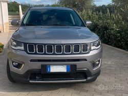 Grigio Usata 2019 Jeep Compass Limited SUV | 19.700 € (Cara)