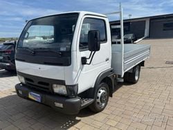 Bianco Usata 2002 Nissan Cabstar Pick-up | 7500 €