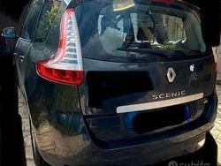 Grigio Usata 2011 Renault Grand Scénic III Monovolume | 3000 €