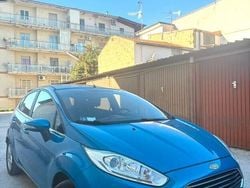 Blu Usata 2014 Ford Fiesta Due volumi | 6200 € (Buon prezzo)