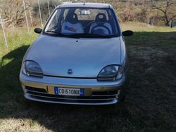 Grigio Usata 2004 Fiat 600 Due volumi | 2000 € (Buon prezzo)