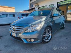 Grigio Usata 2013 Mercedes B200 Executive Monovolume | 5500 € (Buon prezzo)