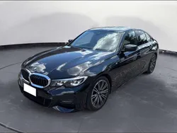 Black sapphire metallizzato Usata 2019 BMW 320 M Sport Tre volumi | 29.800 € (Buon prezzo)