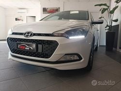 Bianco Usata 2018 Hyundai i20 Comfort Tre volumi | 9900 € (Cara)