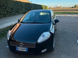 Nero Usata 2007 Fiat Grande Punto Due volumi | 3500 € (Cara)