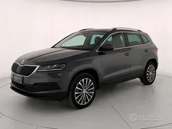 Grigio quarzo metallizzato Usata 2020 Skoda Karoq Style SUV | 18.900 € (Buon prezzo)