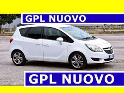 Bianco Usata 2015 Opel Meriva Monovolume | 3900 € (Buon prezzo)
