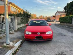 Rosso Usata 1998 VW Golf IV Highline Tre volumi | 2500 € (Buon prezzo)