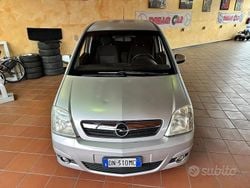 Grigio Usata 2008 Opel Meriva Cosmo Monovolume | 2000 € (Buon prezzo)