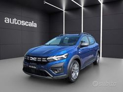 Usata 2023 Dacia Sandero Comfort Tre volumi | 15.490 € (Cara)
