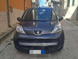 Nero Usata 2010 Peugeot 107 Due volumi | 5000 € (Cara)