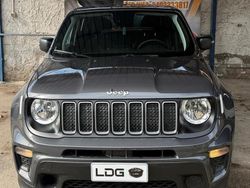 Grigio Usata 2023 Jeep Renegade Limited SUV | 16.500 € (Buon prezzo)
