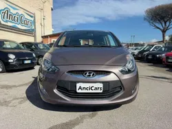 Grigio Usata 2013 Hyundai ix20 Comfort Monovolume | 5490 € (Super prezzo)