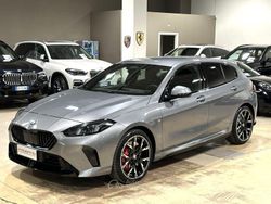 Skyscraper grau Usata 2024 BMW 118 M Sport Due volumi | 36.900 € (Molto cara)