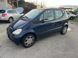 Blu Usata 2003 Mercedes A140 Avantgarde Tre volumi | 1900 € (Ottimo prezzo)