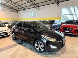 Nero Usata 2013 Hyundai i30 Style Tre volumi | 4950 € (Buon prezzo)