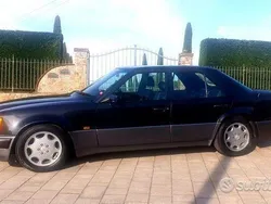 Nero Usata 1992 Mercedes E500 Tre volumi | 54.000 €