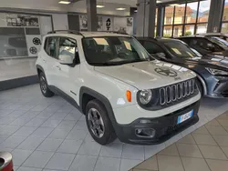 Bianco Usata 2015 Jeep Renegade Opening Edition SUV | 9200 € (Buon prezzo)