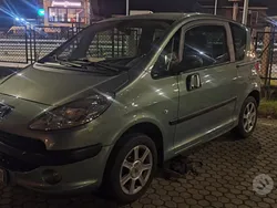 Peugeot 1007
