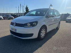 Bianco Usata 2014 VW Touran Trendline Monovolume | 9300 € (Buon prezzo)