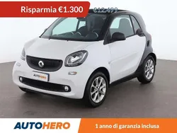 Bianco Usata 2017 Smart ForTwo Coupé Due volumi | 11.199 € (Ottimo prezzo)