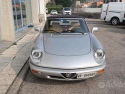 Argento Usata 1990 Alfa Romeo Spider Cabrio | 25.000 €