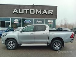Argento Usata 2017 Toyota HiLux Executive Pick-up | 22.900 € (Super prezzo)
