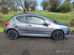 Grigio Usata 2007 Peugeot 207 | 2000 € (Buon prezzo)