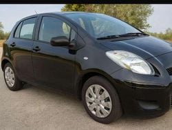 Nero Usata 2010 Toyota Yaris Eco Tre volumi | 3200 € (Buon prezzo)