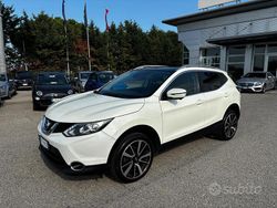 Bianco Usata 2015 Nissan Qashqai Tekna SUV | 10.900 € (Buon prezzo)