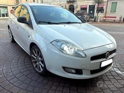 Bianco Usata 2012 Fiat Bravo Street Due volumi | 3900 € (Buon prezzo)
