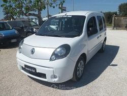 Bianco Usata 2020 Renault Kangoo Tre volumi | 6000 € (Ottimo prezzo)