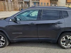 Grigio scuro Usata 2019 Jeep Compass Limited SUV | 17.900 € (Buon prezzo)