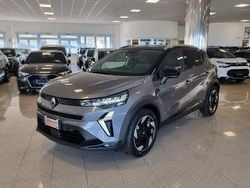 Grigio Nuova 2025 Renault Captur Techno SUV | 22.250 € (Buon prezzo)