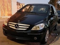 Nero Usata 2008 Mercedes B180 Monovolume | 3000 € (Buon prezzo)