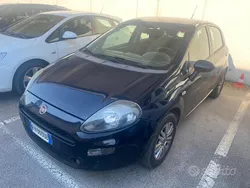 Blu Usata 2017 Fiat Punto Street Due volumi | 5500 € (Ottimo prezzo)