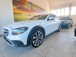 Bianco Usata 2019 Mercedes E220 Station wagon | 29.999 € (Cara)
